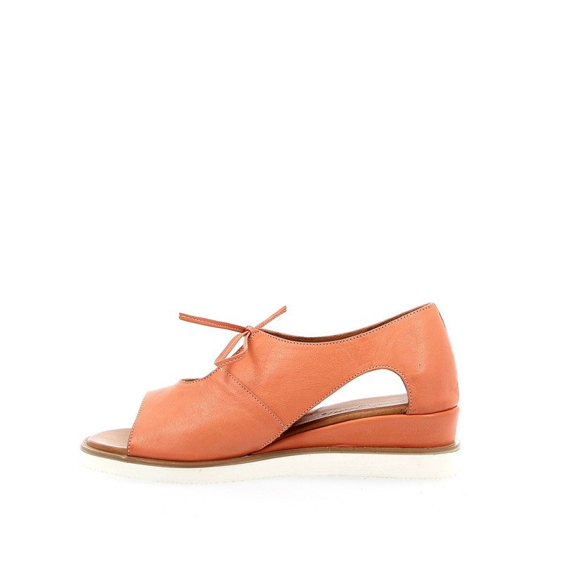 Derbys En Cuir Pour Femme - Collection Automne-Hiver 2020 - Semelle Antidérapante