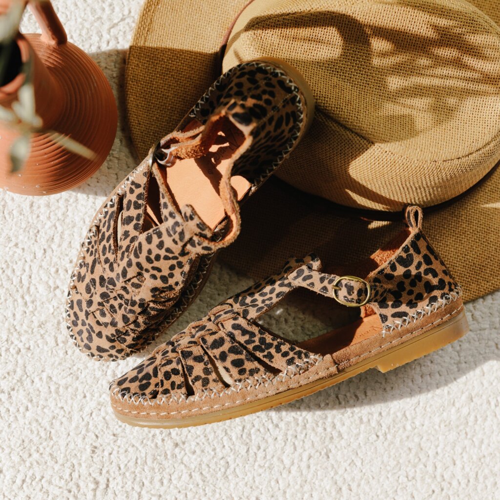 v3018j-biscuit