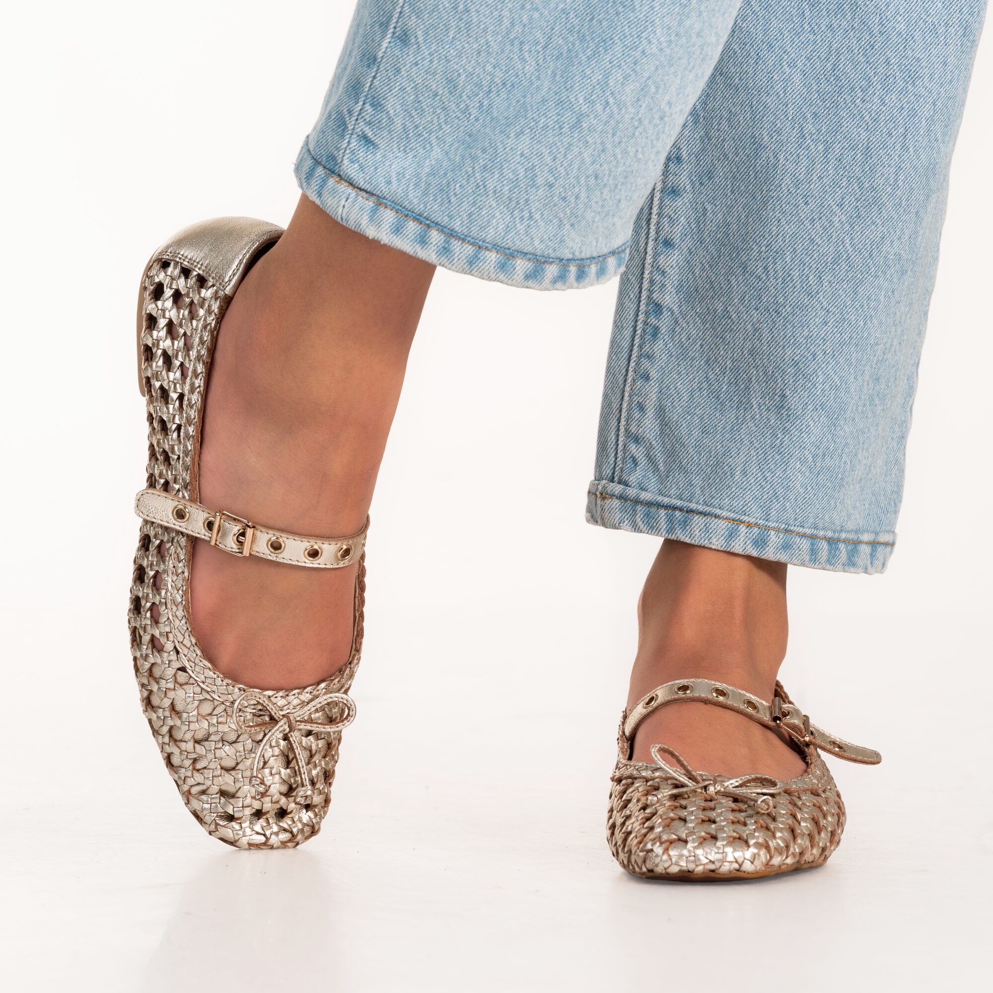 v3482b-gold
